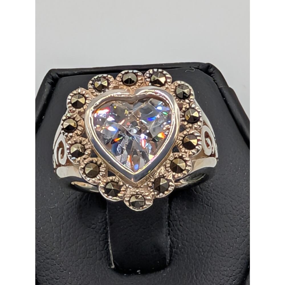 Vintage Sterling Heart Ring Swarovski Crystal Marcasite Signed 925‎ Size 5.5